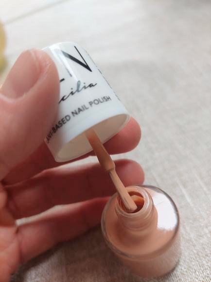Plant-Based Nagellak CAECILIA from Glow - the store