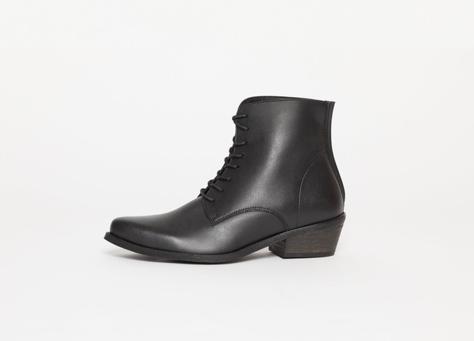 FRIDA Black vegan cowboy boots| warehouse sale from Good Guys Go Vegan