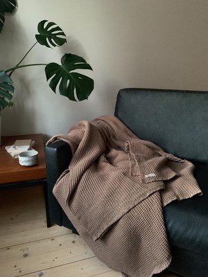 Waffle blanket from gust.