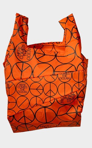 The New Shopping Bag Peace from Het Faire Oosten