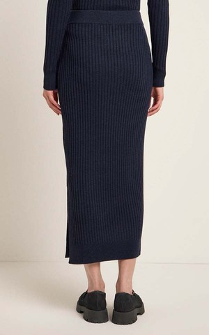 Skirt Ribbed Knit from Het Faire Oosten