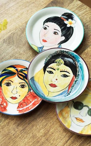 Women Of The World – Thailand from Het Faire Oosten