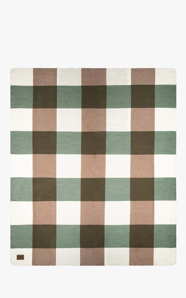 Plaid Native Blocked from Het Faire Oosten