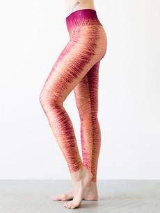 Yoga Leggings Red Winddrawings via Hoessee