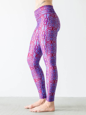 Yoga Broek Woodstories Rood from Hoessee