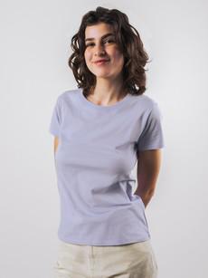 T-shirt dames via Honest Basics