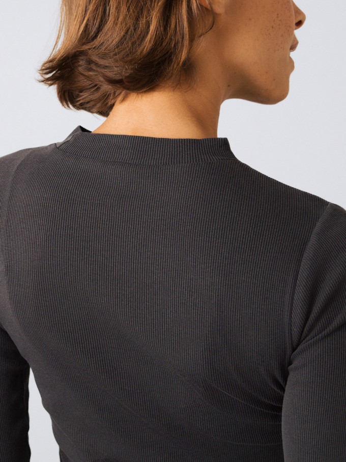 Long mock from Honest Basics