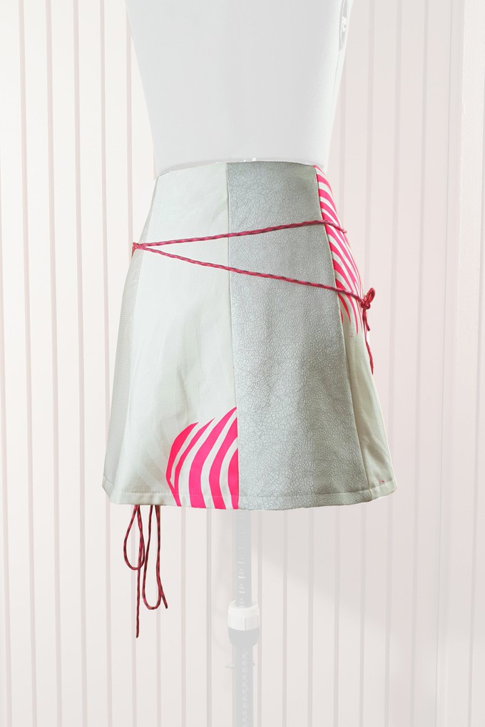 Witte mini korset rok from IZZI Label