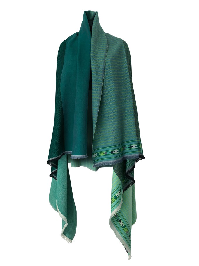 JULAHAS+ Light Wool Cape Fusion Green Plus from JULAHAS