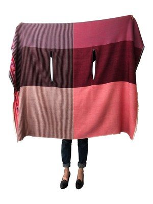 Light Wool Cape Fusion Red from JULAHAS