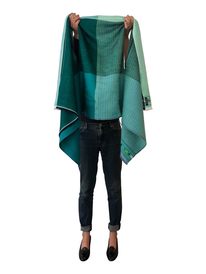 Light Wool Cape Fusion Green from JULAHAS