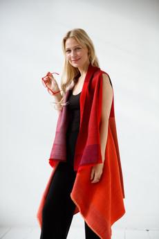 DARIA Cape Cristales van JULAHAS