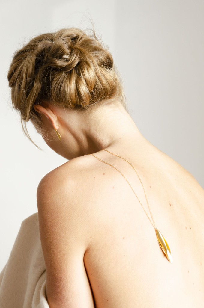 Swirling Wind long Necklace gold plated from Julia Otilia