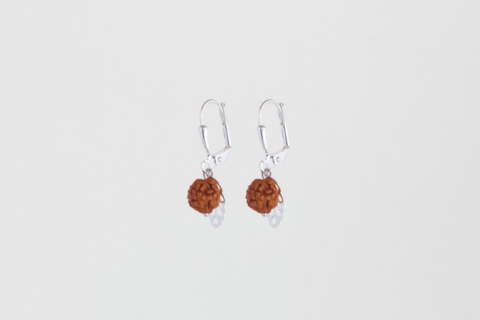 Rudraksha seed with mini leaf earrings silver from Julia Otilia