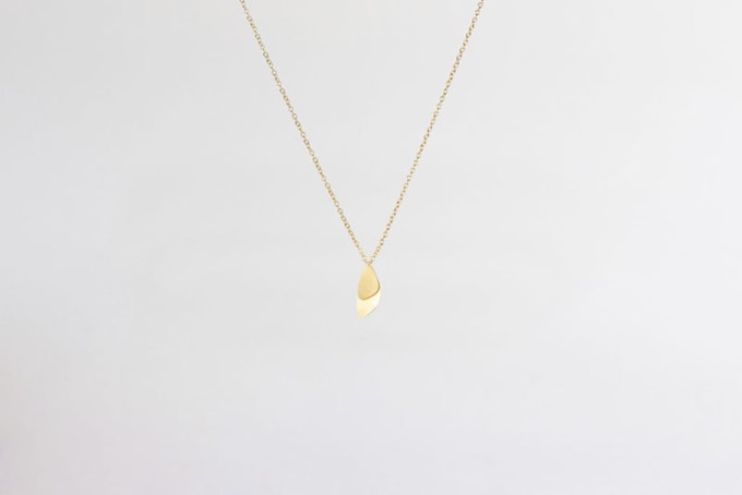 Mini Mussel necklace | gold plated from Julia Otilia