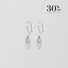Mini leaf with pearl earrings silver 30% SALE via Julia Otilia