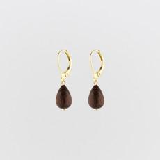 Wooden raindrop earrings gold plated van Julia Otilia