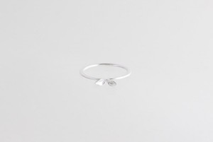 Sprout leaf ring silver SALE from Julia Otilia