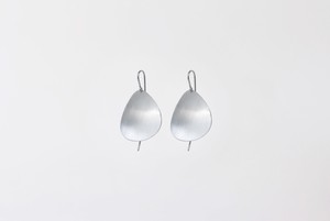 Singö | matte earrings silver from Julia Otilia