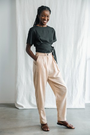 Hemp/Tencel pleated trousers Vishraam Sand from Jyoti - Fair Works