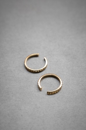 Ear Cuff Ring Bahut Brass from Jyoti - Fair Works Ear Cuff Ring Bahut Brass from Jyoti - Fair Works