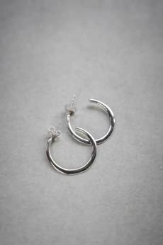 Hoop earrings Aadha silver via Jyoti - Fair Works