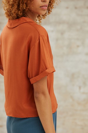 Ecovero blouse Avani Rust from Jyoti - Fair Works