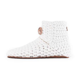 Snow Bamboo Wool Bootie Slippers from Kingdom of Wow!