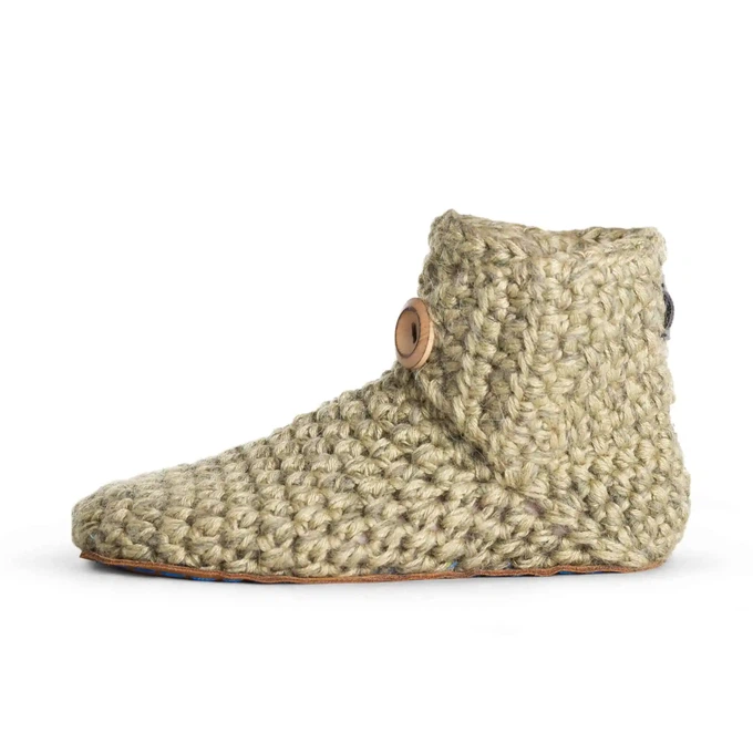Exclusive Floris x KOW Bamboo Wool Slippers in Winter Moss from Kingdom of Wow!