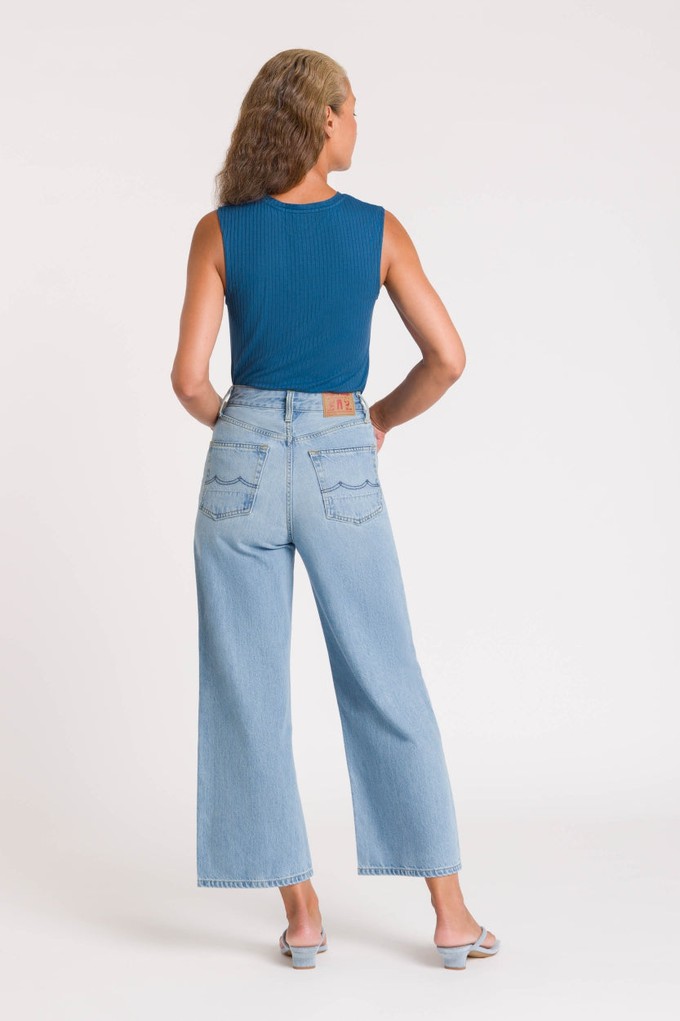 ELISABETH CROPPED | BLUE REEF SUPER LIGHT USED from Kings of Indigo