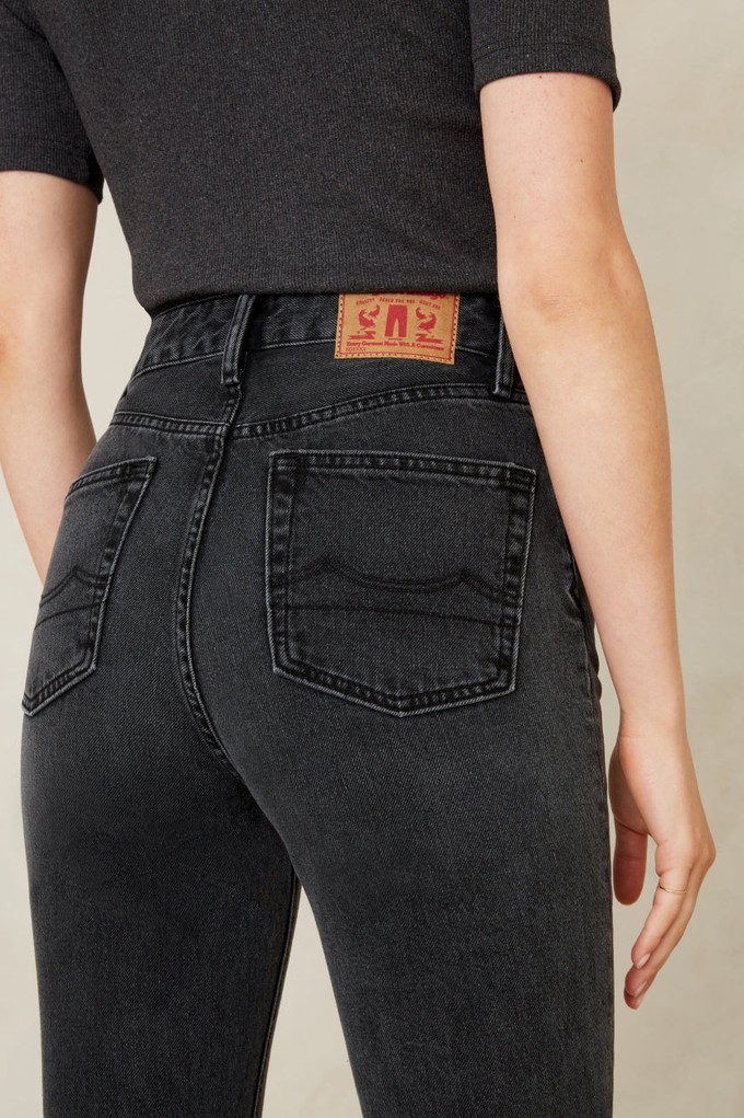 ONSHI | HOLO GREY USED from Kings of Indigo