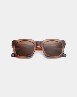 NANCY - Demi Brown by A.Kjaerbede from KOMODO