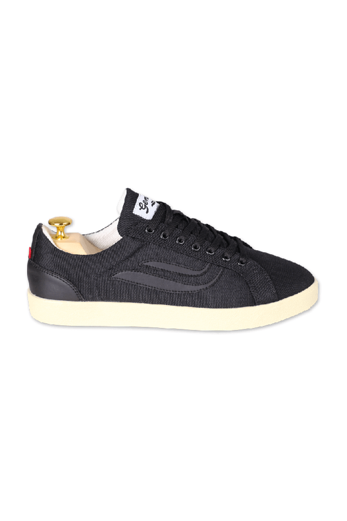 HELA Cactus Eco Trainer by GENESIS - Black from KOMODO