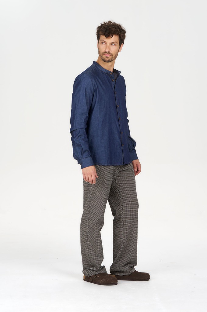 ROBBIE Organic Cotton Chambray Shirt from KOMODO