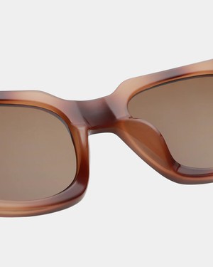 NANCY - Demi Brown by A.Kjaerbede from KOMODO