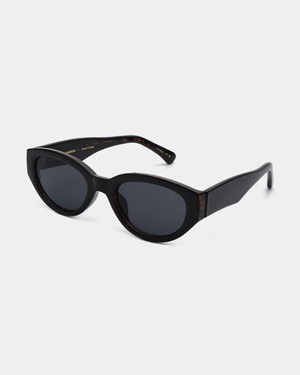 WINNIE - Black by A.Kjaerbede from KOMODO