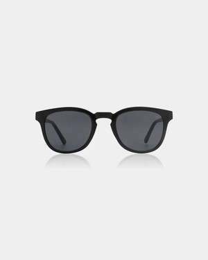 BATE - Black by A.Kjaerbede from KOMODO