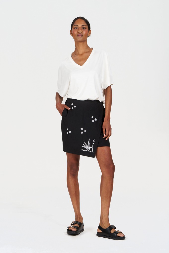 DHALIA Modal Tee - White from KOMODO