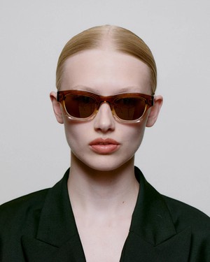 LANE- Smoked/Champagne by A.Kjaerbede from KOMODO