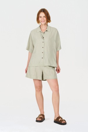 KIMONO Tencel Linen Shirt - Soft sage from KOMODO