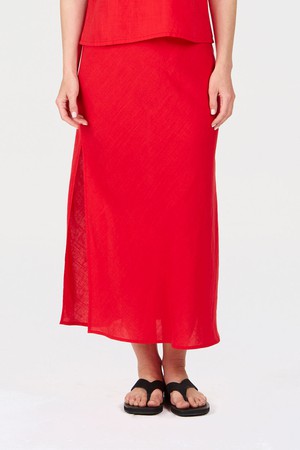 RAY Tencel Linen Skirt - Coral from KOMODO