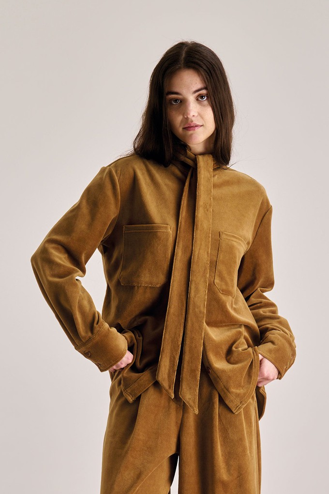 FORD Velvet Top - Olive from KOMODO