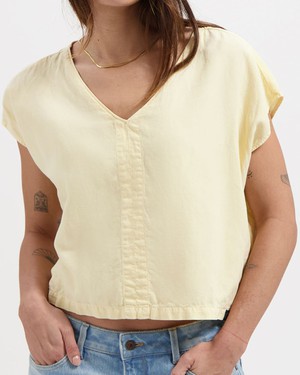 Emily linnen T-shirt from Kuyichi Emily linnen T-shirt from Kuyichi