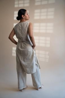 Dawning High Slit Tunic & Straight Pants Set van Lafaani