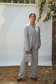 Sonder Unisex Rounded Hem Jacket & Patch Pocket Pants van Lafaani