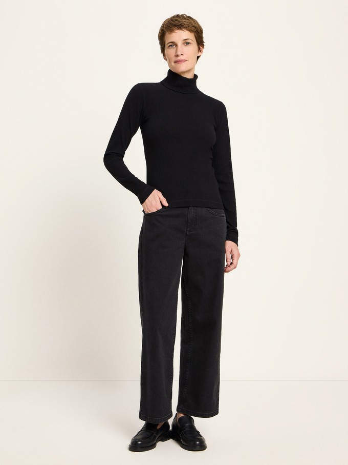 Turtleneck shirt in ribbed look (GOTS) from LANIUS