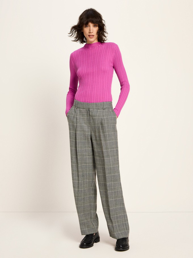 Checked trousers with pleats from LANIUS