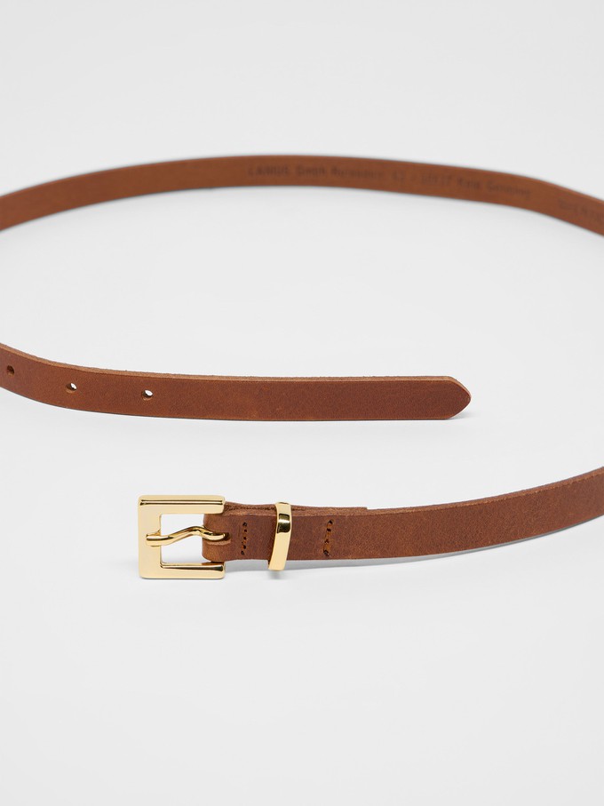 Thin belt from LANIUS