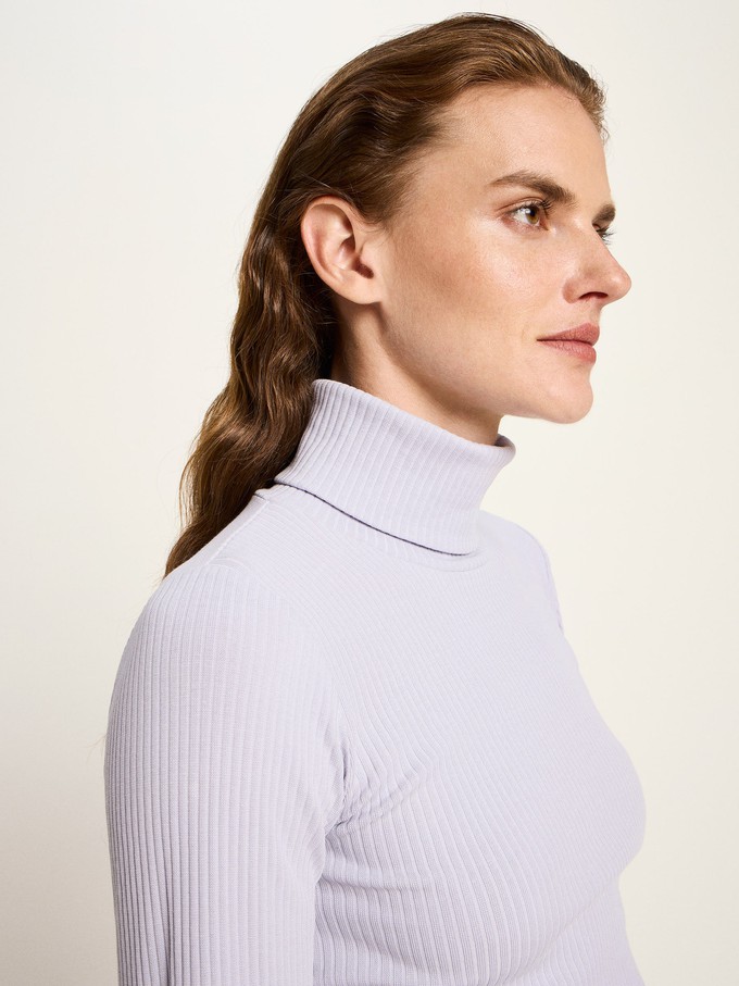Turtleneck shirt in ribbed look (GOTS) from LANIUS