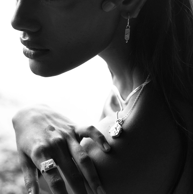 Durga's Lion Ring Silver from Loft & Daughter